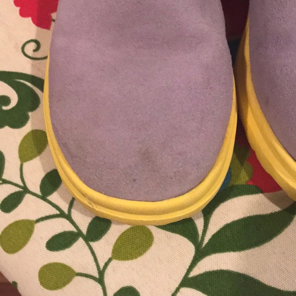 Woman’s/Girls size 6 authentic UGG boots - Picture 4 of 4